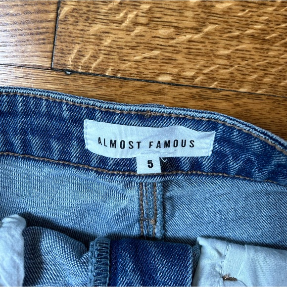 denim shorts - Picture 2 of 3